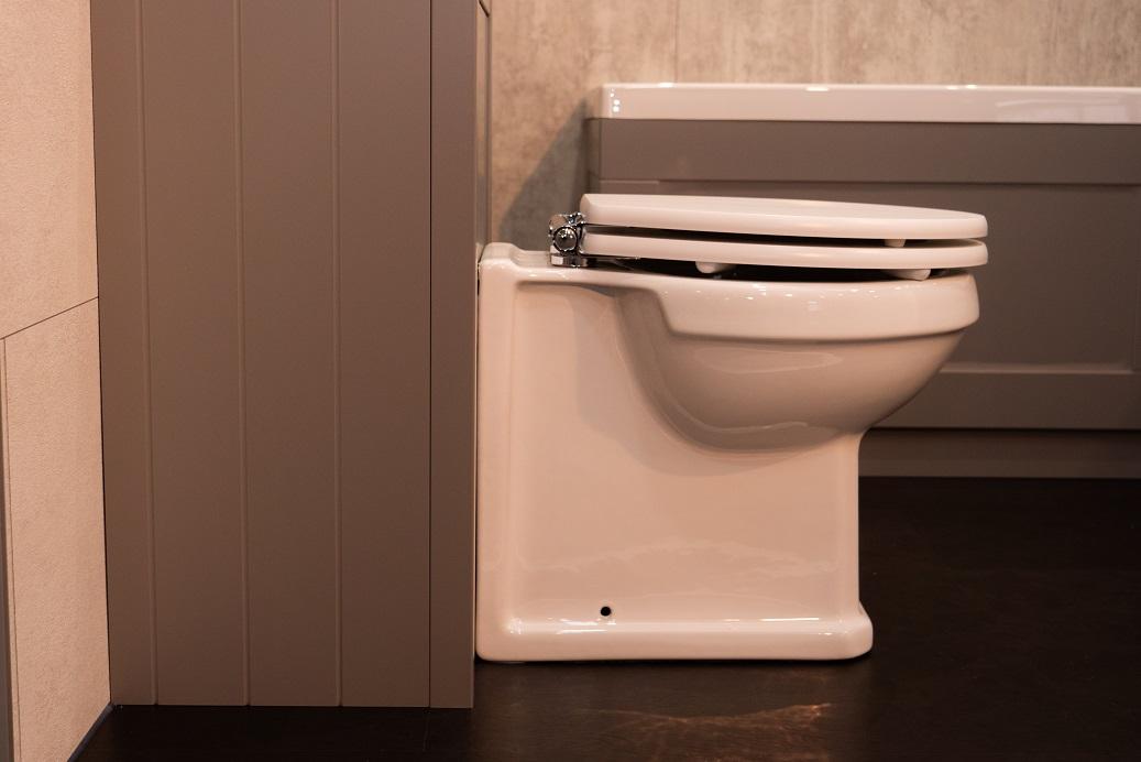 Wentworth Bathroom 7