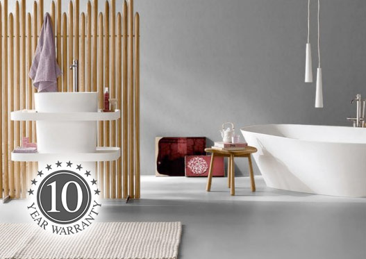 Grey floor panels in a bathroom with bathtub